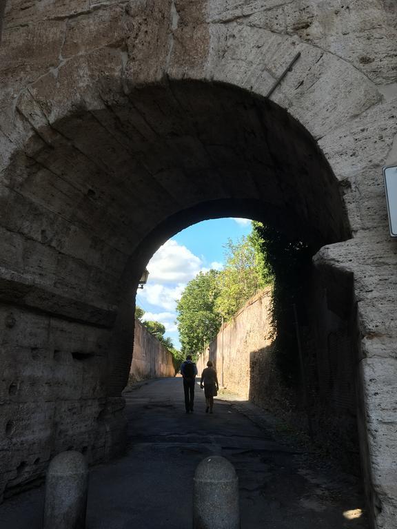 Delightful Apartment 100 Meters From The Colosseum 외부 사진