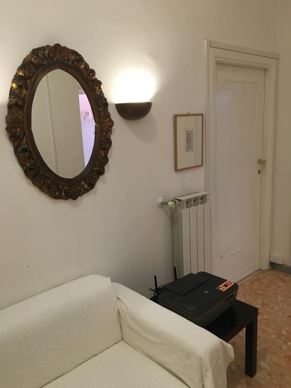 Delightful Apartment 100 Meters From The Colosseum 외부 사진